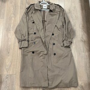 Zara - Trench Coat - excellent condition and quality!